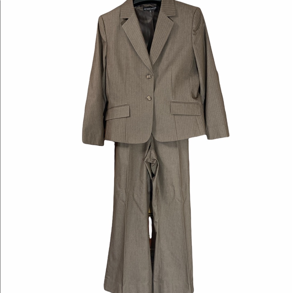 Antonio Melani Brown Taupe Womens 2 piece Pantsuit Pinstripes Business Size 12